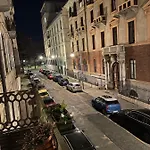 Emozione - Affascinante, Silenzioso, In Palazzo D'epoca Pressi Piazza Solferino *