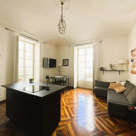 Emozione - Affascinante, Silenzioso, In Palazzo D'epoca Pressi Piazza Solferino Apartment