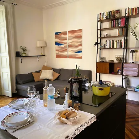 Apartment Emozione - Affascinante, Silenzioso, In Palazzo D'epoca Pressi Piazza Solferino Turin