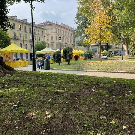 Emozione - Affascinante, Silenzioso, In Palazzo D'epoca Pressi Piazza Solferino Turín