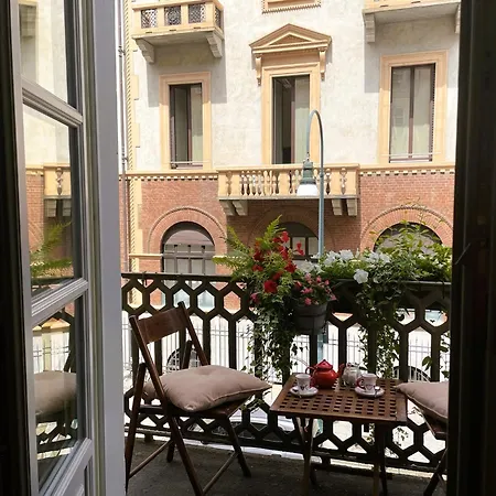 Emozione - Affascinante, Silenzioso, In Palazzo D'epoca Pressi Piazza Solferino Turín