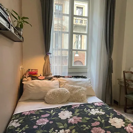 Apartamento Emozione - Affascinante, Silenzioso, In Palazzo D'epoca Pressi Piazza Solferino Turín