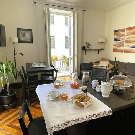 Emozione - Affascinante, Silenzioso, In Palazzo D'epoca Pressi Piazza Solferino * Turín