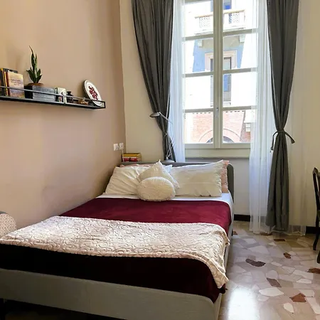 Emozione - Affascinante, Silenzioso, In Palazzo D'epoca Pressi Piazza Solferino * Turín